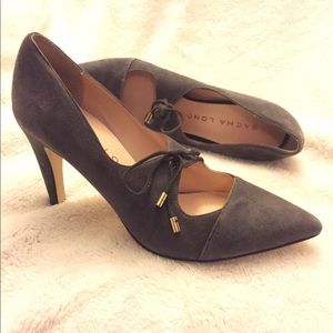Sacha London suede pump